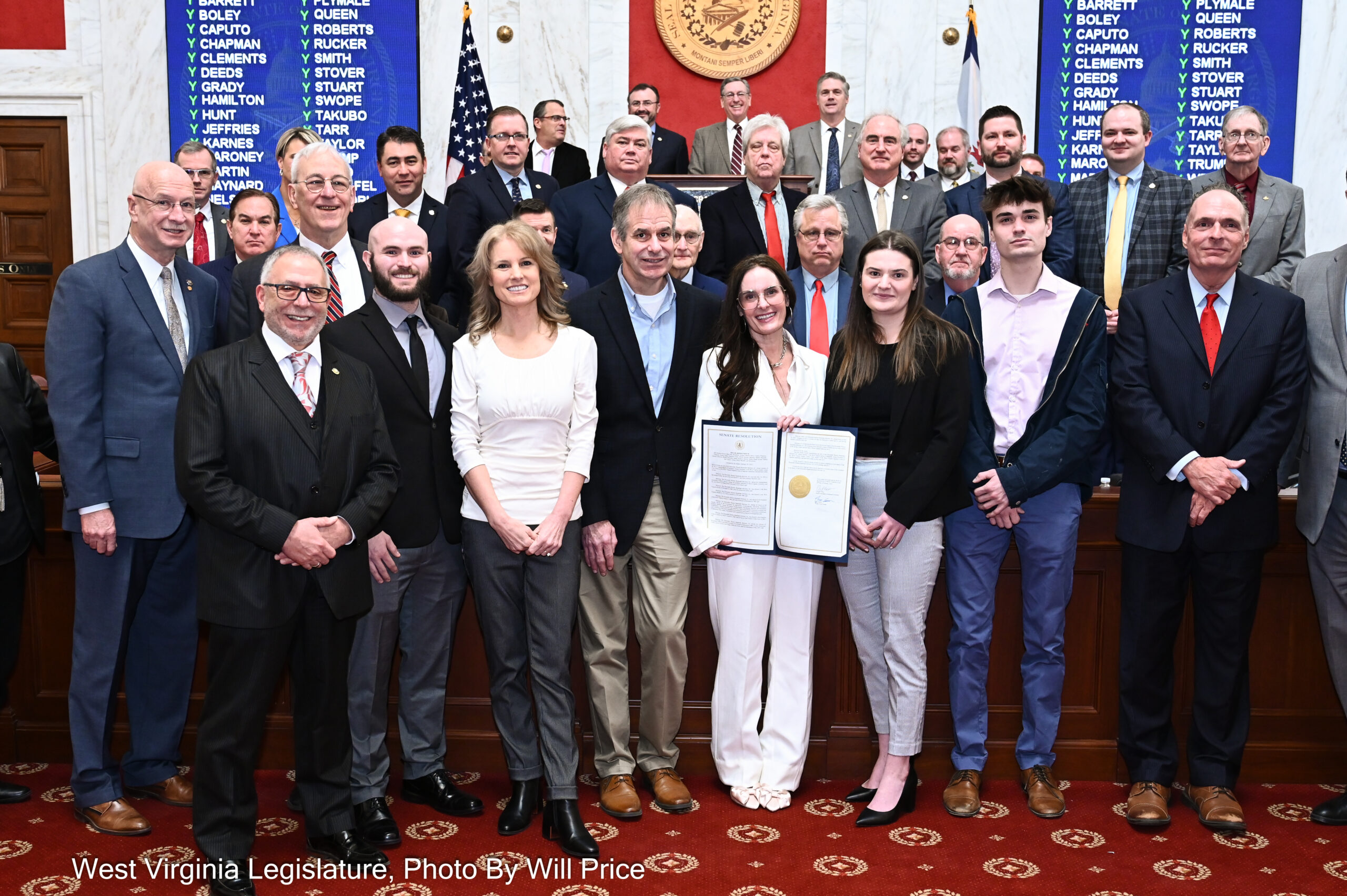 Senate honors Warren McGraw, former state senator and Supreme Court chief justice